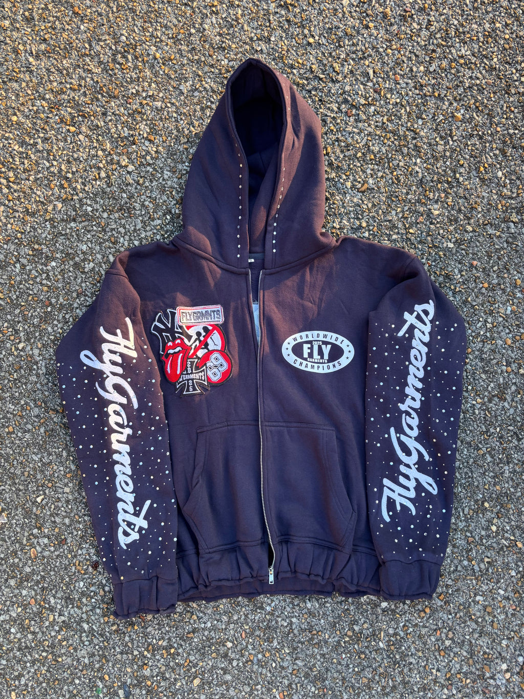 FLYGARMNTS WRLDWDE ZIP UP