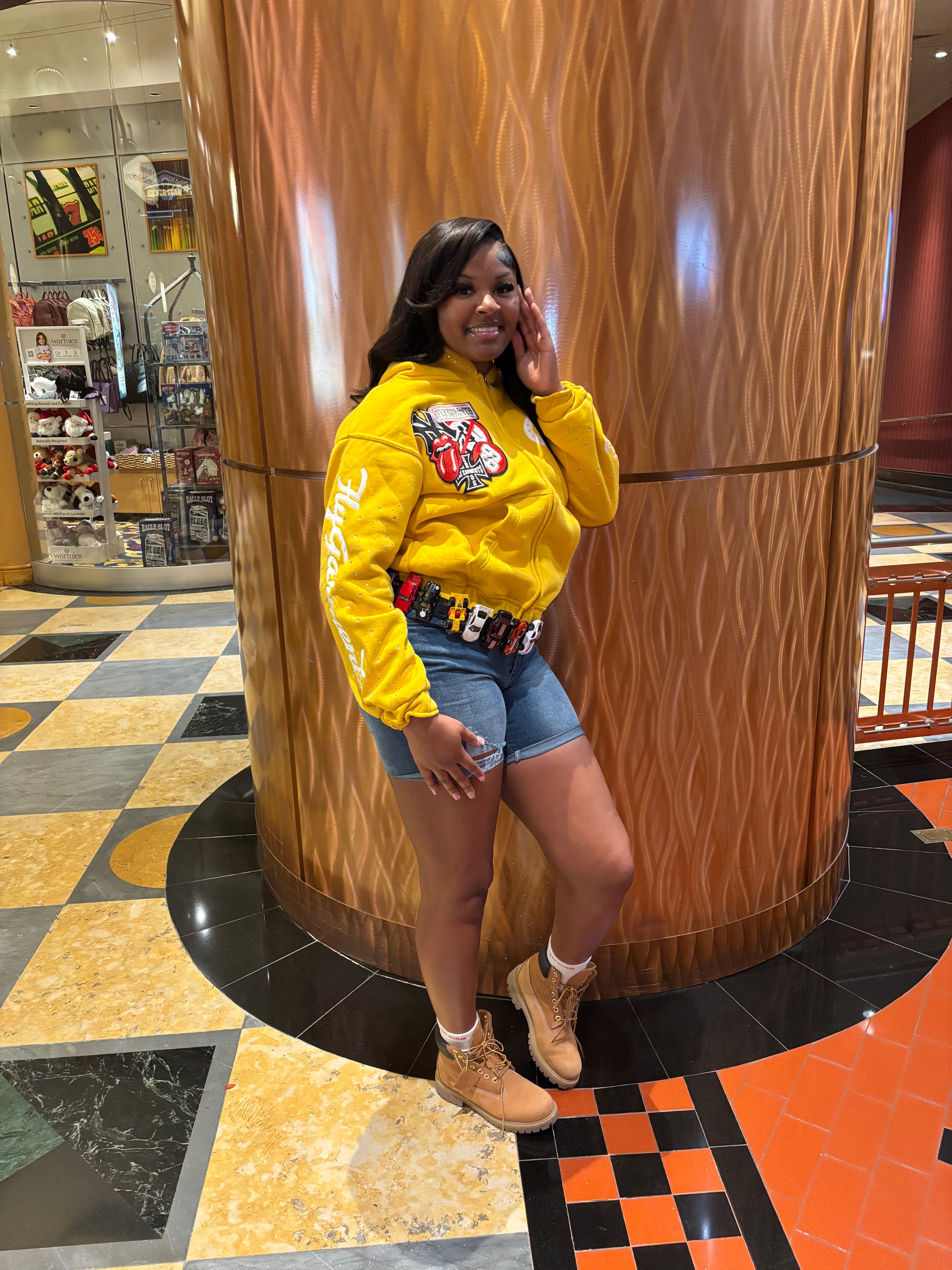 FLYGARMNTS WRLDWDE ZIP UP