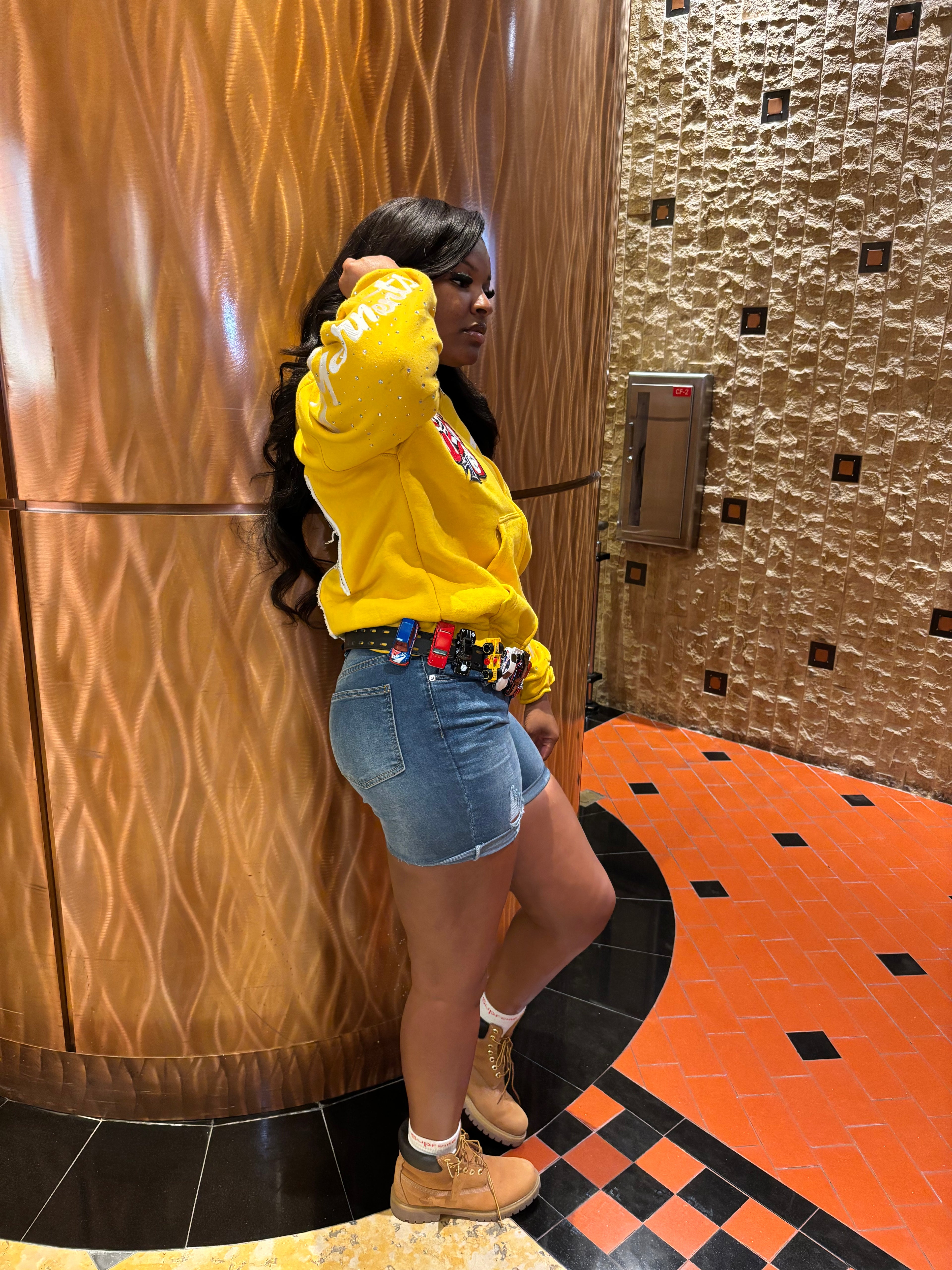 FLYGARMNTS WRLDWDE ZIP UP