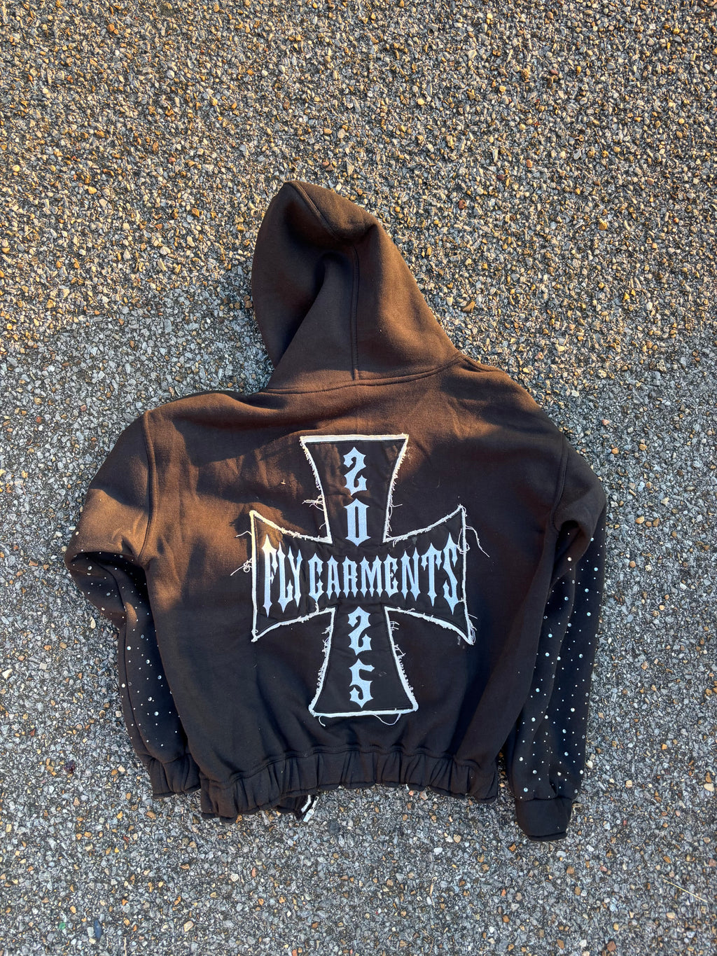 FLYGARMNTS WRLDWDE ZIP UP