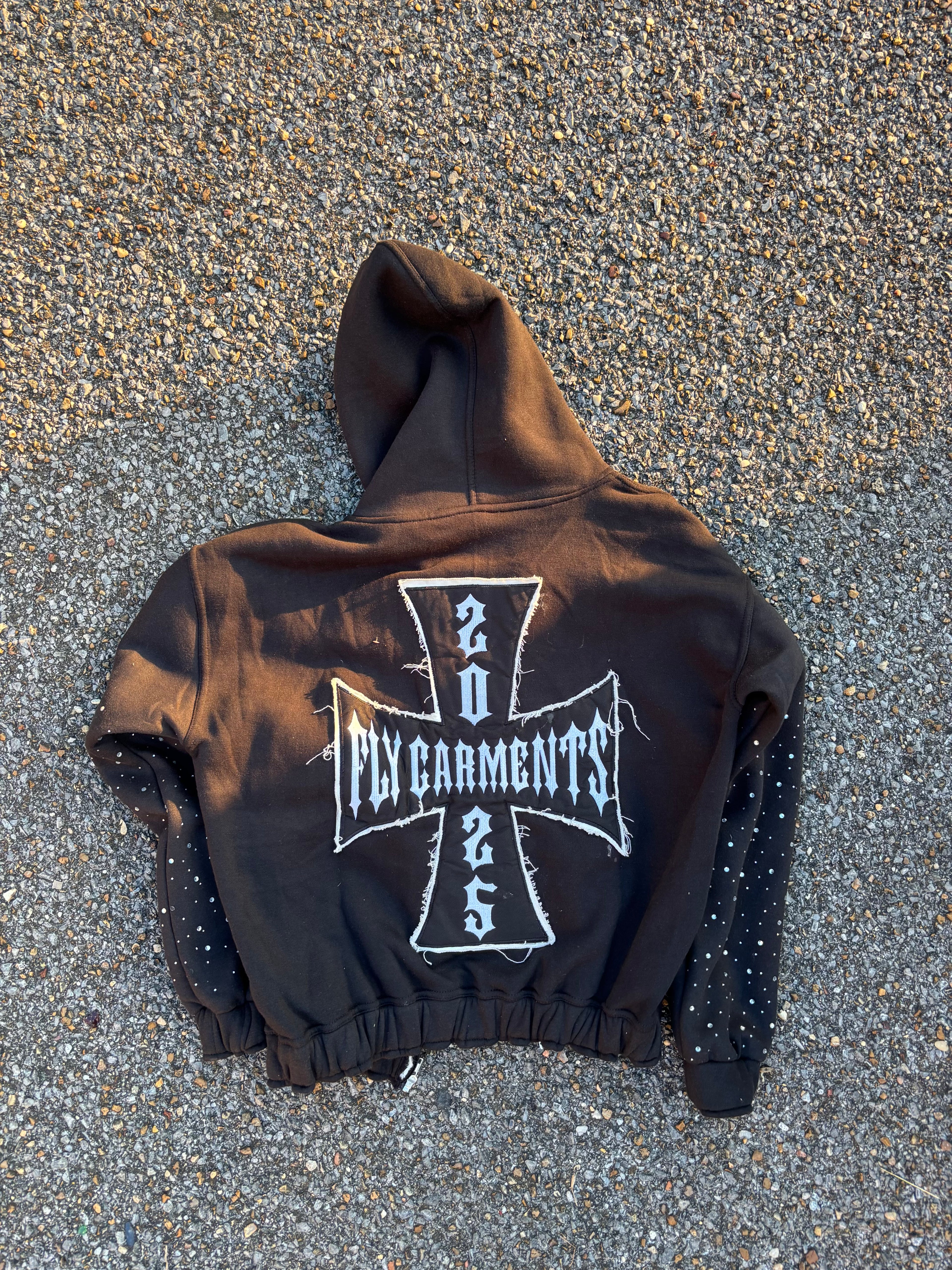 FLYGARMNTS WRLDWDE ZIP UP