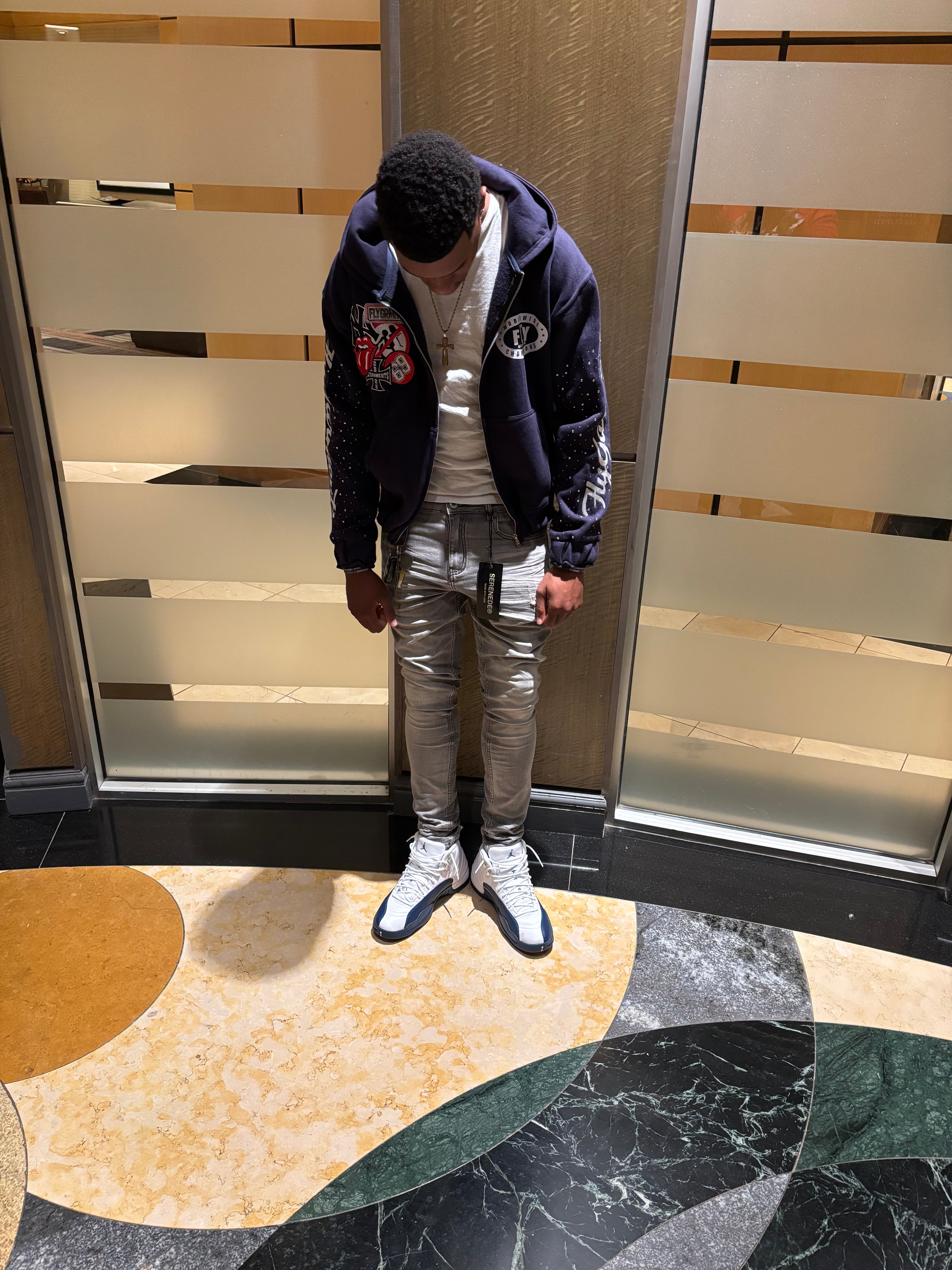 FLYGARMNTS WRLDWDE ZIP UP