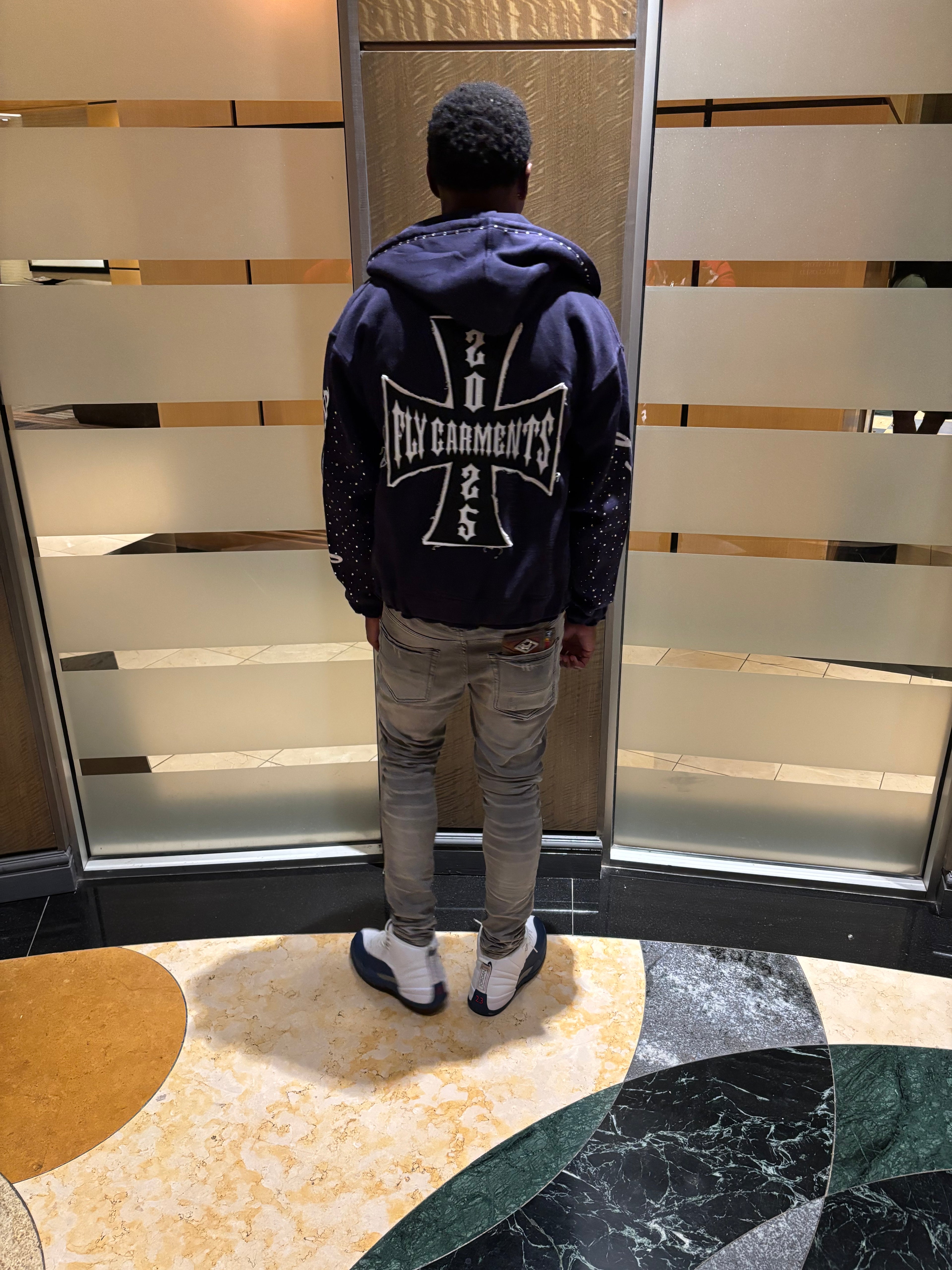 FLYGARMNTS WRLDWDE ZIP UP